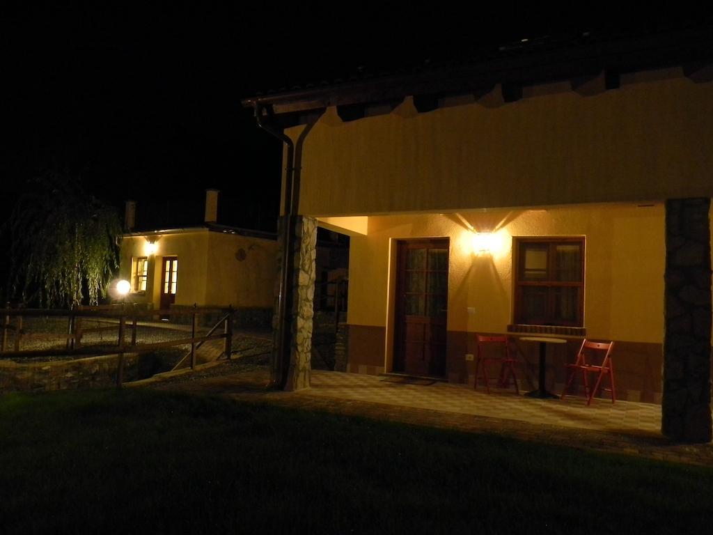 Agriturismo Rio Castello Marina dʼMarina dʼAndora 객실 사진